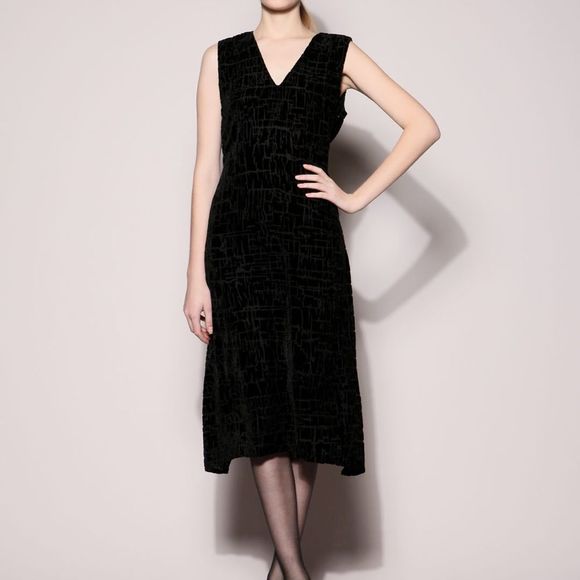Calvin Klein Dresses & Skirts - Calvin Klein Collection Patterned Velvet Dress 10